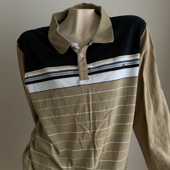 Tommy Hilfiger shirt 🌿